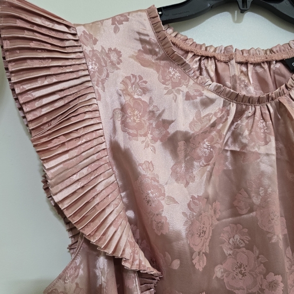 CITY‎ CHIC ophelia Tea Rose Pleated Satin Floral Elegant Blouse XXL Pink - Picture 5 of 16